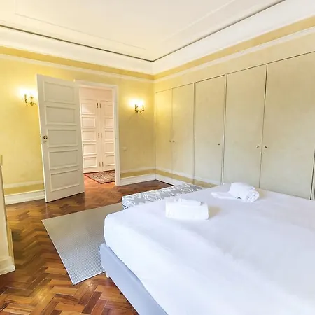 Lovelystay - Campo Pequeno Charming Daire *