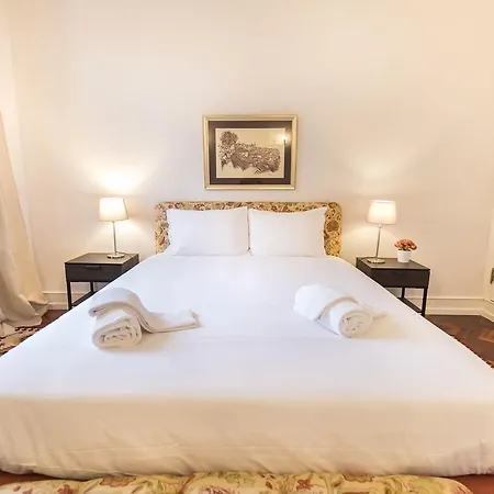 Lovelystay - Campo Pequeno Charming Apartament Lizbona