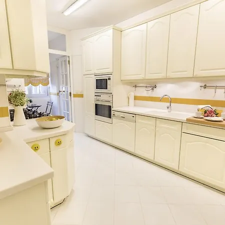 Lovelystay - Campo Pequeno Charming * Lizbona